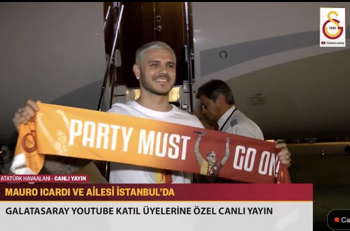 BaIkolik's tweet photo. Lan 20 saat uctun insan biraz yorgun olur buna florya suyu mu verdiler ucakta https://t.co/ni5vKqd2Ti