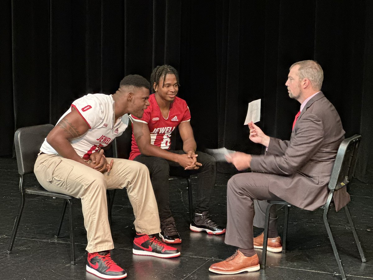 William Jewell Football tweet media
