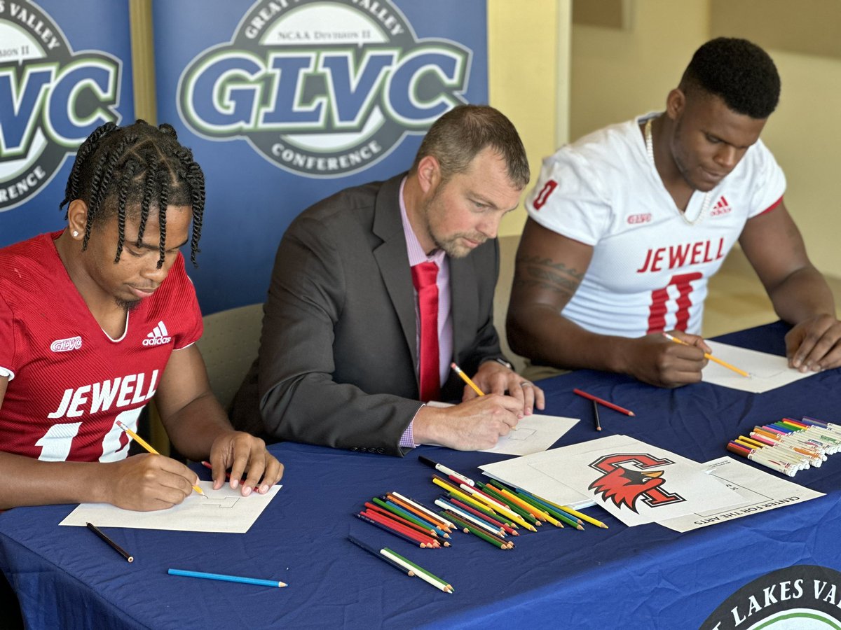 William Jewell Football tweet media