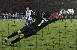 Mister_SFC's tweet photo. El mejor portero de la historia del #SevillaFC es …

🔁 Bono      ❤️ Palop https://t.co/HhrkbTWwwy