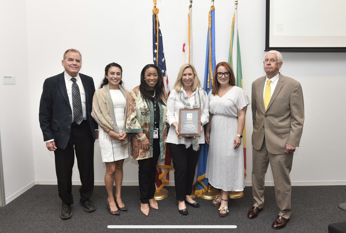 LindseyPHorvath's tweet photo. Today, I was honored to become the next chair of @LAHomeless.

We have serious work ahead of us to strengthen LAHSA as we set out on the critical work of housing those who are living on our streets while acting urgently to prevent more Angelenos from falling into homelessness. https://t.co/aaFmBFiQF9