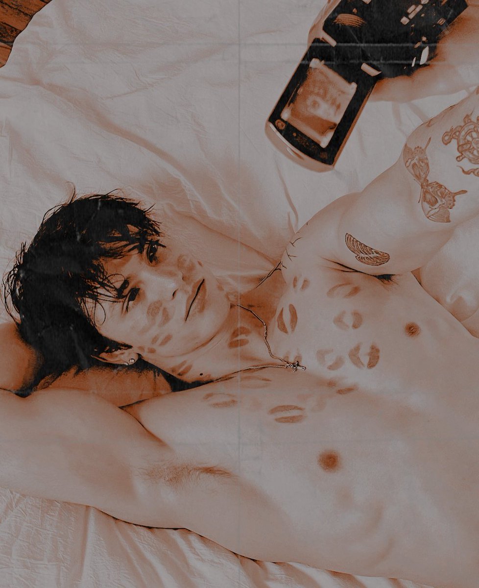LITTLE0NE_'s tweet photo. ㅤ

𝐃𝐄𝐒𝐀𝐅𝐈𝐎 𝐃𝐎 𝐃𝐈𝐀

𝚆͟𝙴͟𝚂͟𝚃͟𝙼͟𝙸͟𝙽͟𝚂͟𝚃͟ ͟  〔  FOTO COM A ÚLTIMA PESSOA QUE ESTEVE📸〕
ㅤ
ㅤ https://t.co/9Dp7oSWCTe