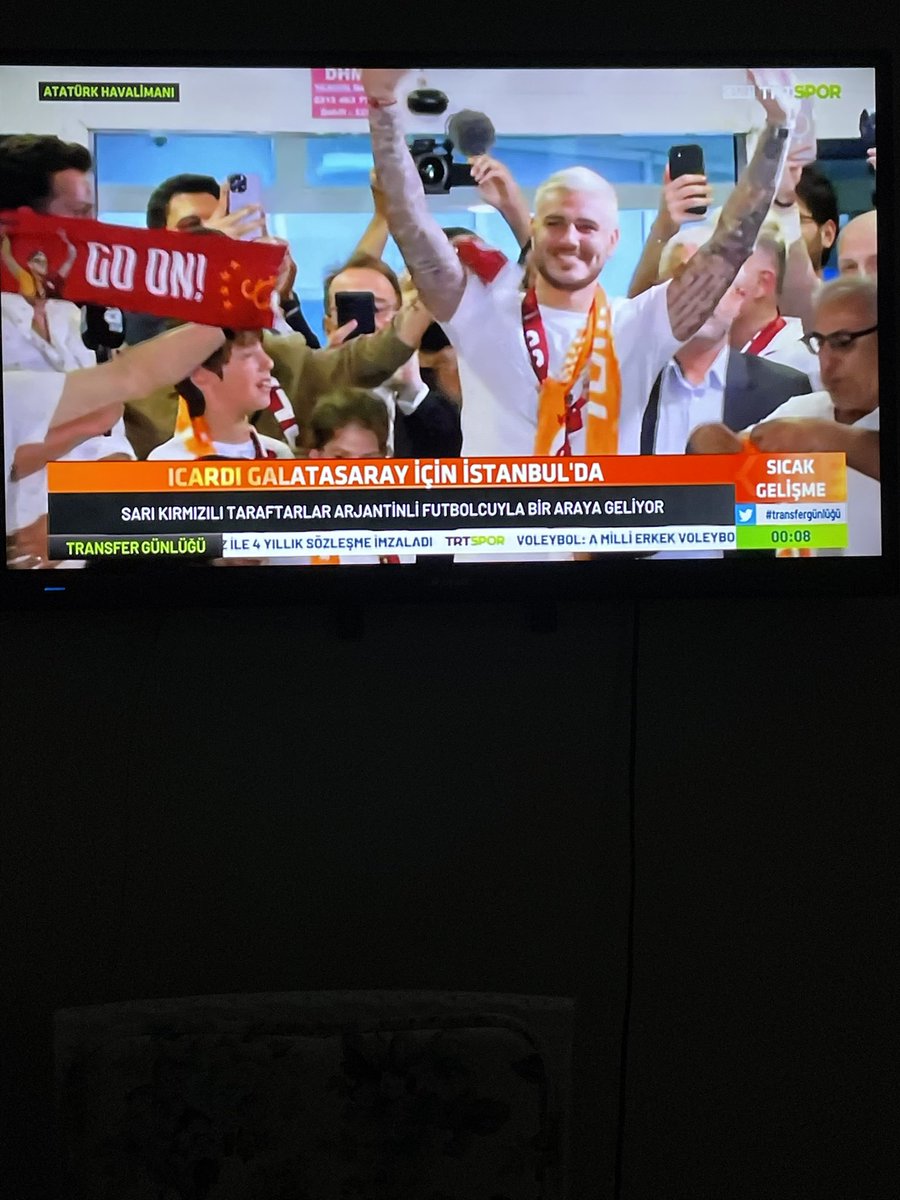 Kral İstanbul’da…
Hoşgeldin <a href="/MauroIcardi/">MauroIcardi</a> 👑
Bienvenido <a href="/MauroIcardi/">MauroIcardi</a> 💐
<a href="/GalatasaraySK/">Galatasaray SK</a> <a href="/webaslan/">Webaslan</a> <a href="/ultrAslan/">ultrAslan</a>