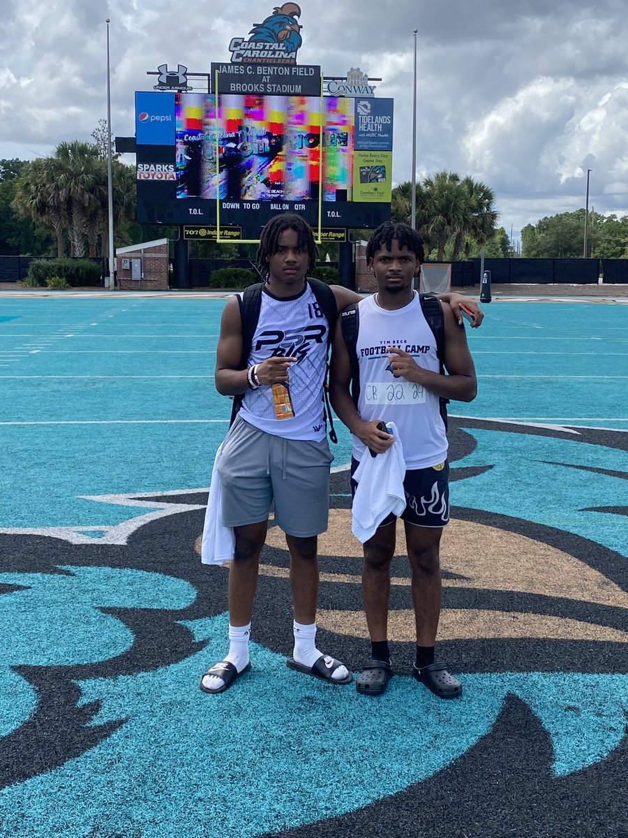 Had a great time competing <a href="/CoastalFootball/">Coastal Football</a> camp today <a href="/xdye21/">Xavier Dye</a> @B_chapman99 <a href="/KyleWSteinhoff/">Kyle Steinhoff</a> <a href="/CoachMattPearce/">Matt Pearce</a> @MooreHSFootball <a href="/Rebel_Nation20/">Carlos Davis</a> @Coachryan9254 <a href="/coachcosmo25/">COSMO M</a>