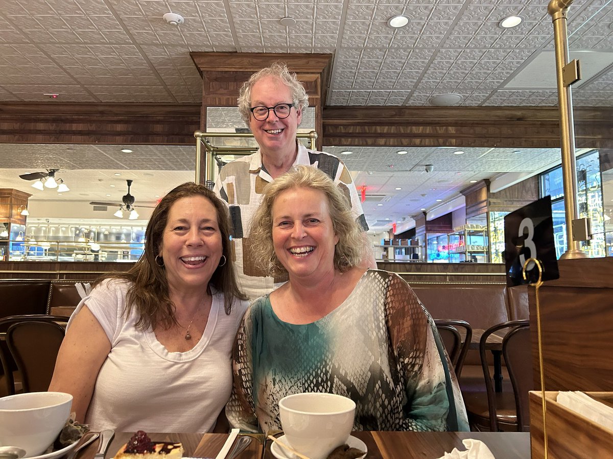 The absolute highlight of our last day in NYC was meeting Lisa, one of our wonderful Movement in Practice facilitators.

We’ve been colleagues for 2 years, and this is the first chance we’ve had to breathe the same air. 

Zoom is good, but nothing can beat meeting in real life