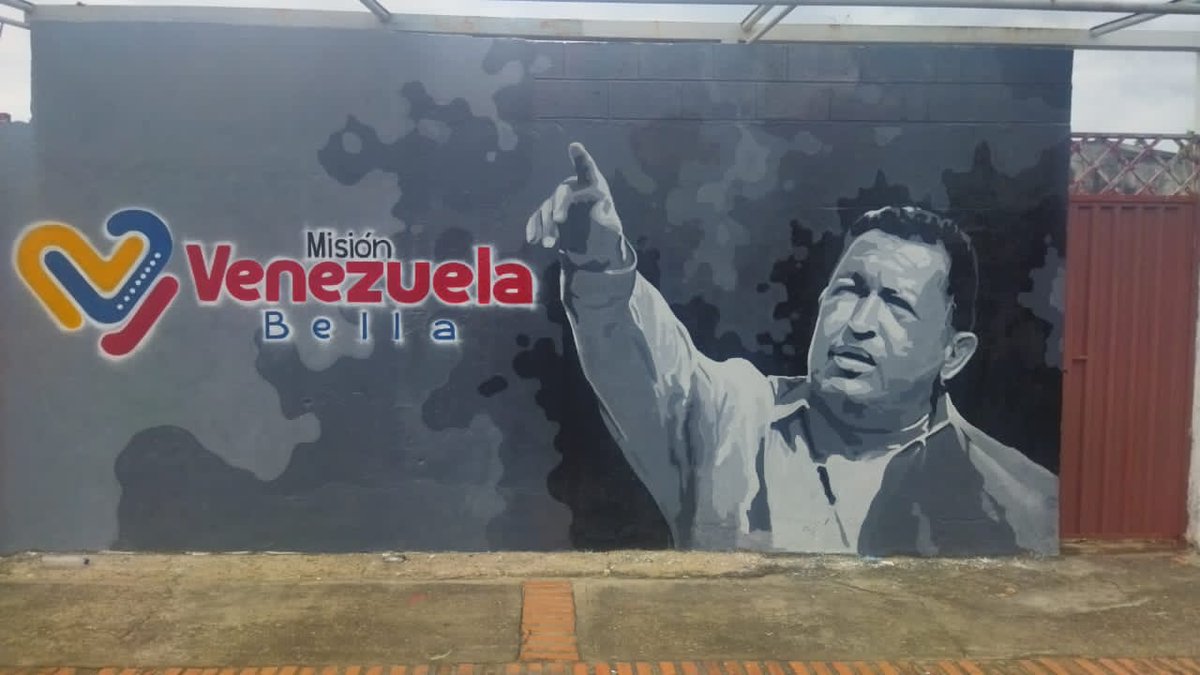 Hoy recordamos con honores y amor, el cumpleaños de nuestro comandante Hugo Chávez, nacido el 28 de julio de 1954 en el pueblo de Sabaneta de Barinas.
¡Chávez Comandante Eterno!
#AmigoComandante 

<a href="/SoyPsuvBarinas/">Psuv Barinas</a> 
<a href="/SoyPsuvElCarmen/">Soy Psuv Parroquia El Carmen</a>