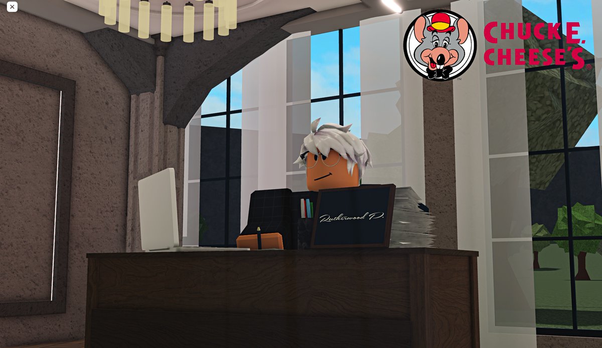 You can smile America, with Chuck E Cheese. 🍕
#bloxburg #bloxburgbuilds