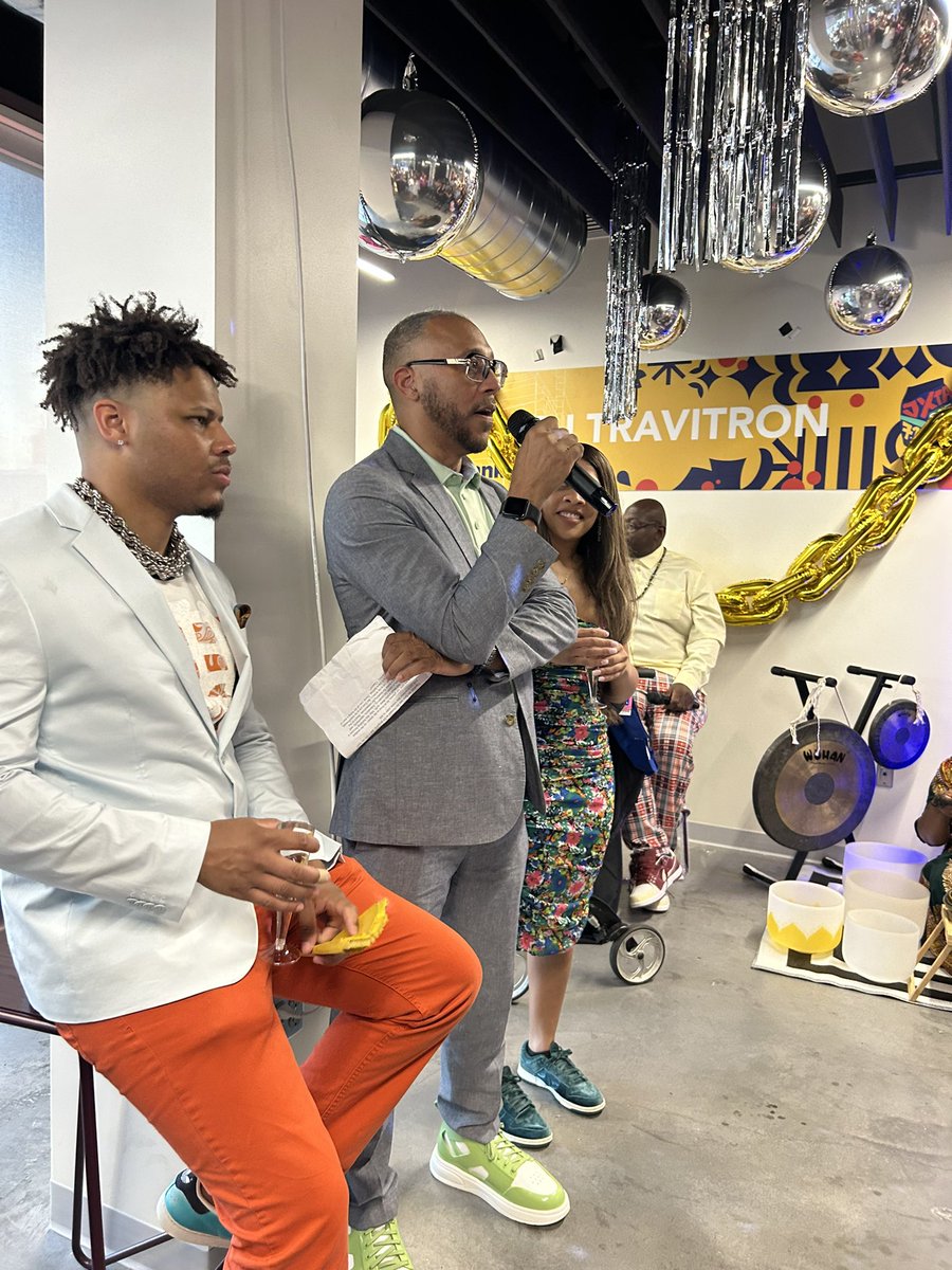 Debra deN tweet media