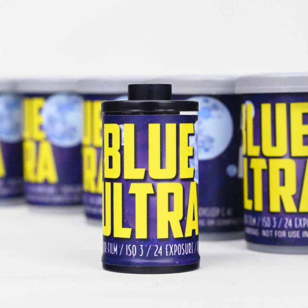 champcamera's tweet photo. #FPP BLUE ULTRA COLOR by #港北ニュータウン 店
FPP BLUE ULTRA COLOR は超低感度 #ISO3 を生かした緻密な描写と柔らかな青~バイオレットの色調が美しい1本。マニュアル露出可能なカメラでのご使用がおすすめです。
#BLUEULTRACOLOR #フィルムカメラ #フィルム
https://t.co/jzrvW9dSXL https://t.co/ADvUnX3KNu