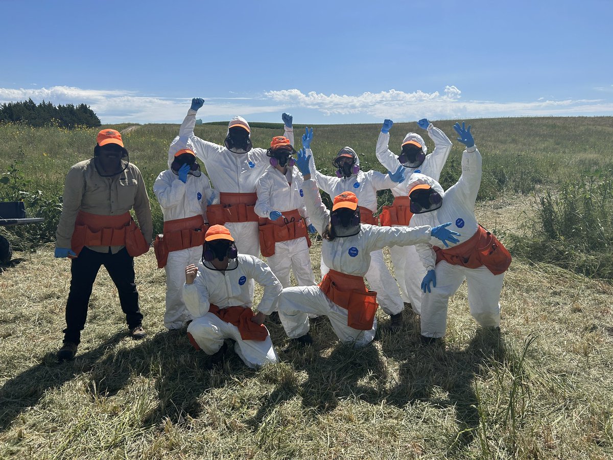 Day 1 of aerial & chemigation trial for #westernbeancutworm is done!! Check out this amazing team 💪💪💪