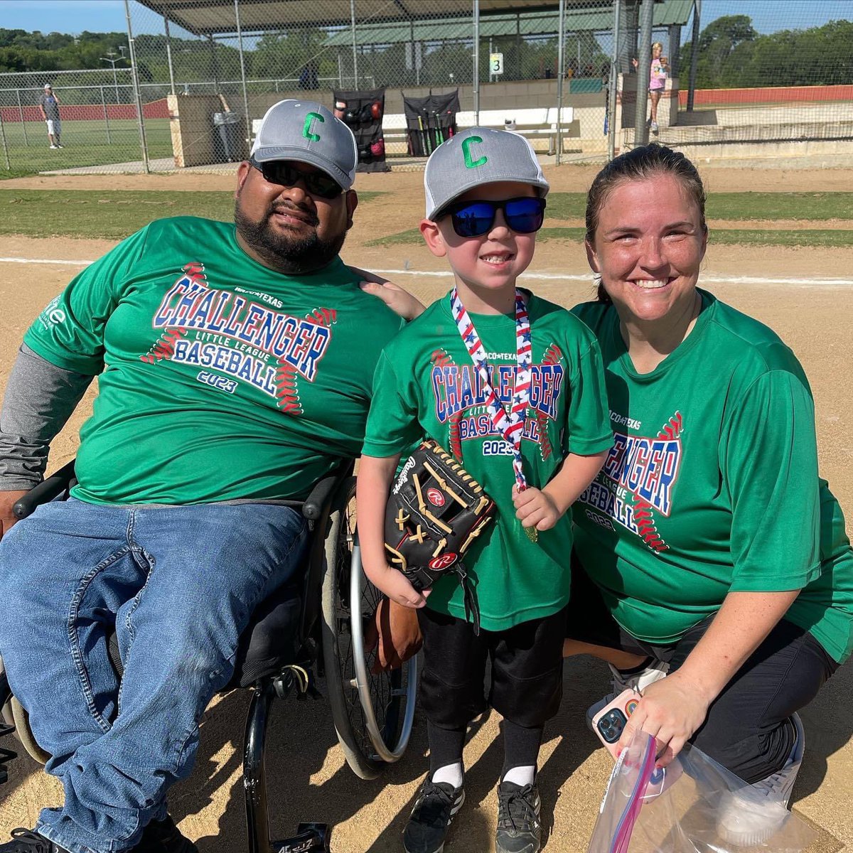 MissHollyKnott's tweet photo. Thankful for these amazing coaches and a great season of baseball for Keller!
#kelleremersonknott https://t.co/lvK4udcA6I