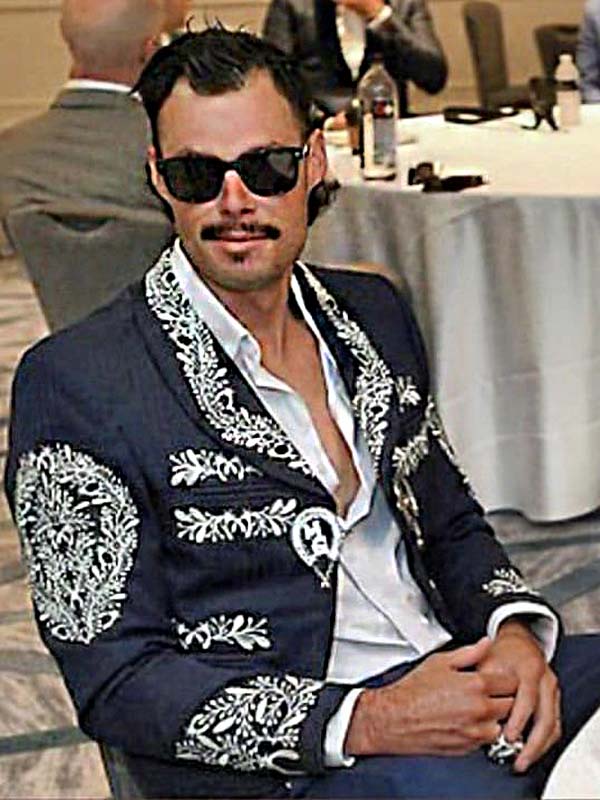 DodgersTrueBlue's tweet photo. Welcome back #JoeKelly
Excuse me...
I mean...
Welcome back to #mariachiJoe https://t.co/0FHPDRxd3t