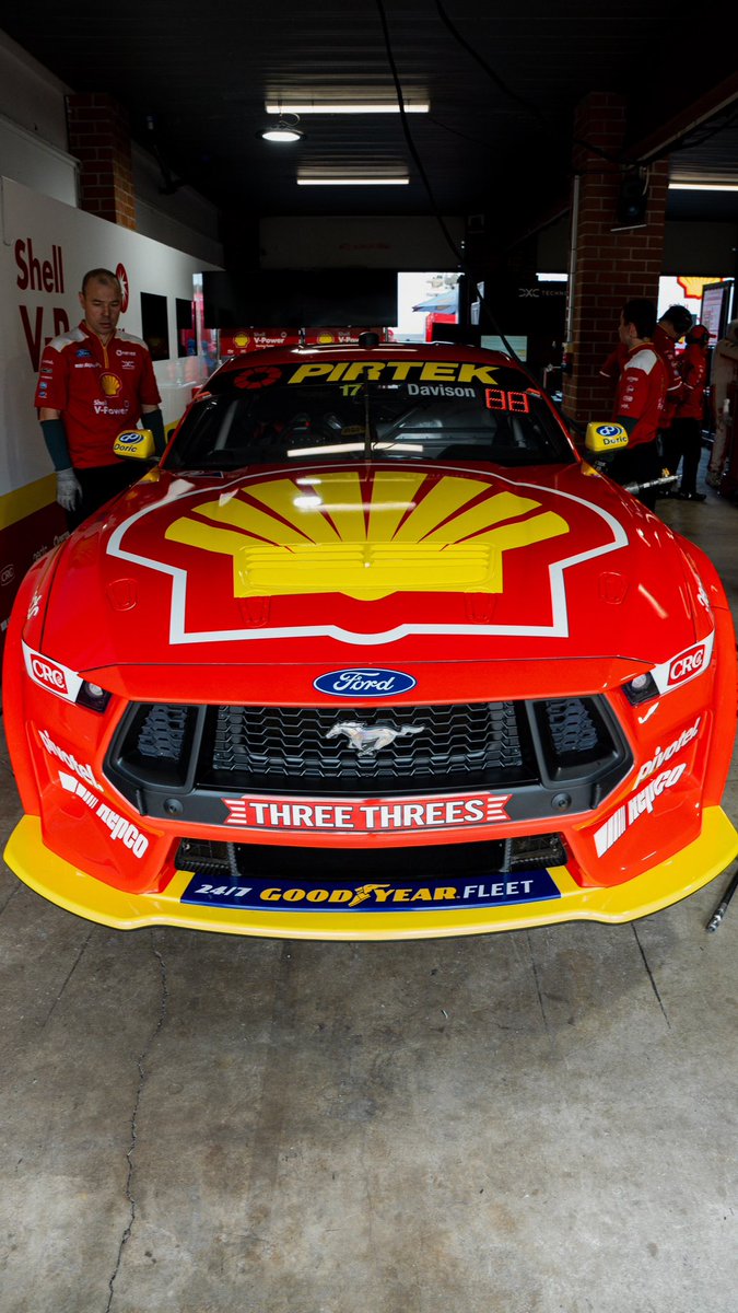 Rolling out for P1 🫡

#fueltheracingfeeling