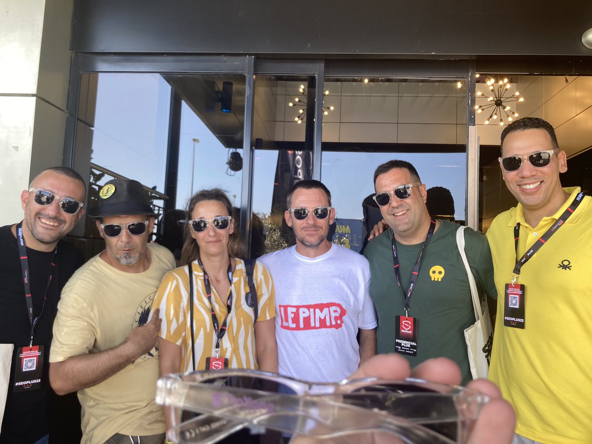 ¡Pero que guapos estáis con las gafas de YinyangSEO!