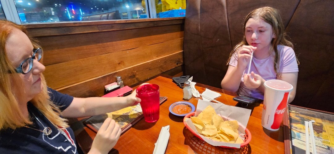 captspastic's tweet image. You know it, so don't blow it. That's right Iiiiiiiiit's FRIDAY!!!! (@ Jardin Carona in Austin, TX) swarmapp.com/c/gVNFaYALbzP