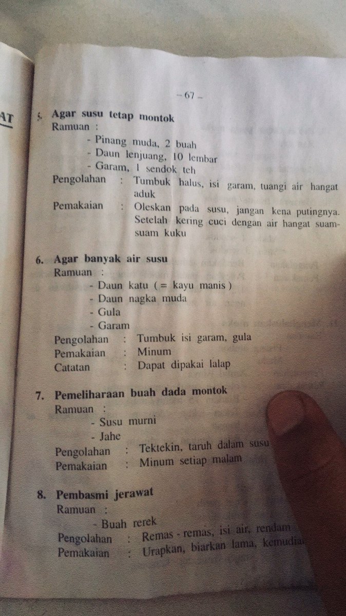 batawhore's tweet photo. what kind of pusaka is this?!?! https://t.co/ExxdYgBs2V