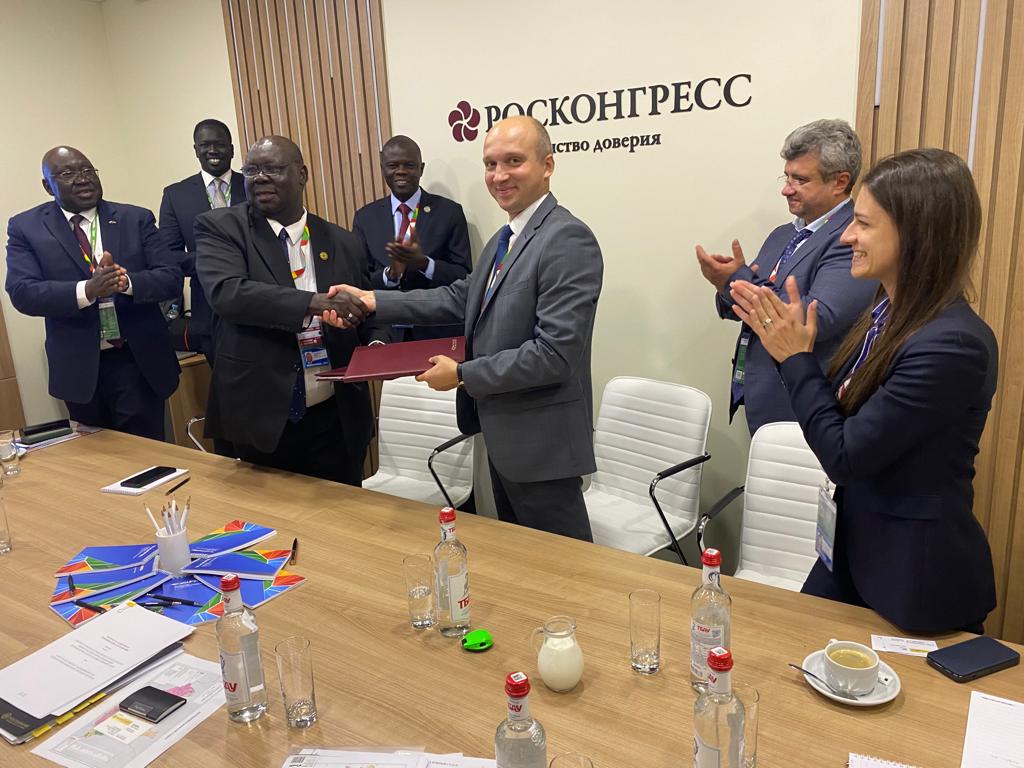 During the 2nd Russia-Africa Forum, as part of the delegation led by His Excellency Taban Deng GAI, the VP of South Sudan, a technical cooperation MOU was signed with Russia's state-owned mining company, RosGeo.

#RussiaAfricaSummit <a href="/mfa_russia/">MFA Russia 🇷🇺</a> <a href="/RusEmbUganda/">Russian Embassy in Uganda 🇷🇺</a> <a href="/VladSemivolos/">Vladlen Semivolos</a>