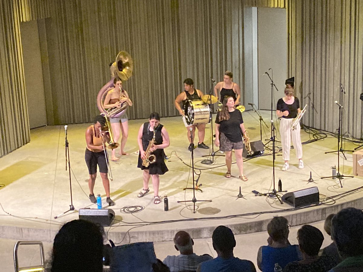 americanaworks's tweet image. Well deserved 1st ever Metropolitan Transit Authority #RidersChoice @BrassQueensNYC!!!