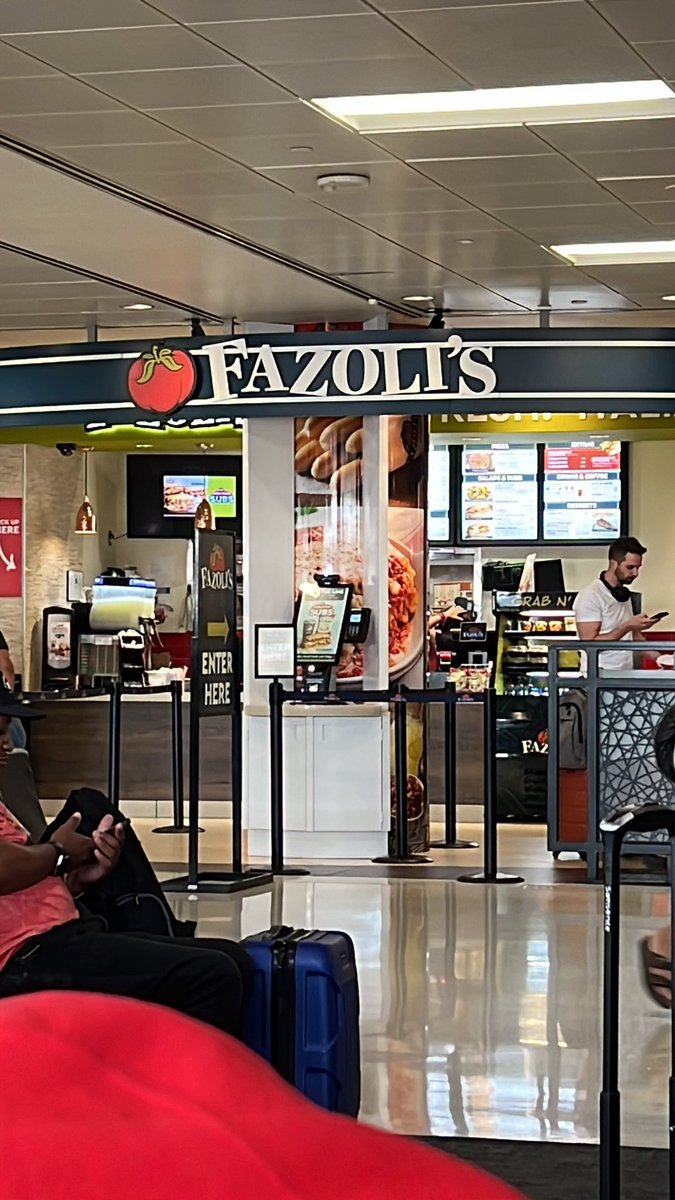 Thought these places were done for. Do I grab a bag of breadsticks 🥖 just for the culture? #fazolis #breadsticks #girth #phxairport