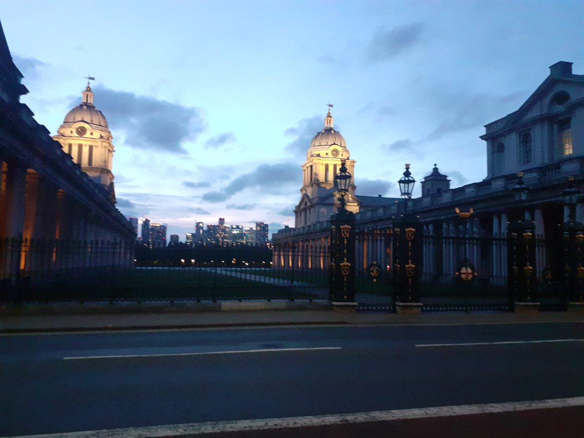 CB_cycles's tweet photo. Been out wandering while I'm here this evening, never been too this part of London before so I had to go look around in Greenwich village #Greenwich #London #OldFatherThames #CuttySark #MaritimeHistory #Trafalgar #TheMeridianLine https://t.co/pP5MtJn9RU