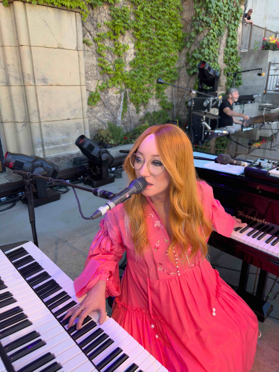 tori amos tweet media