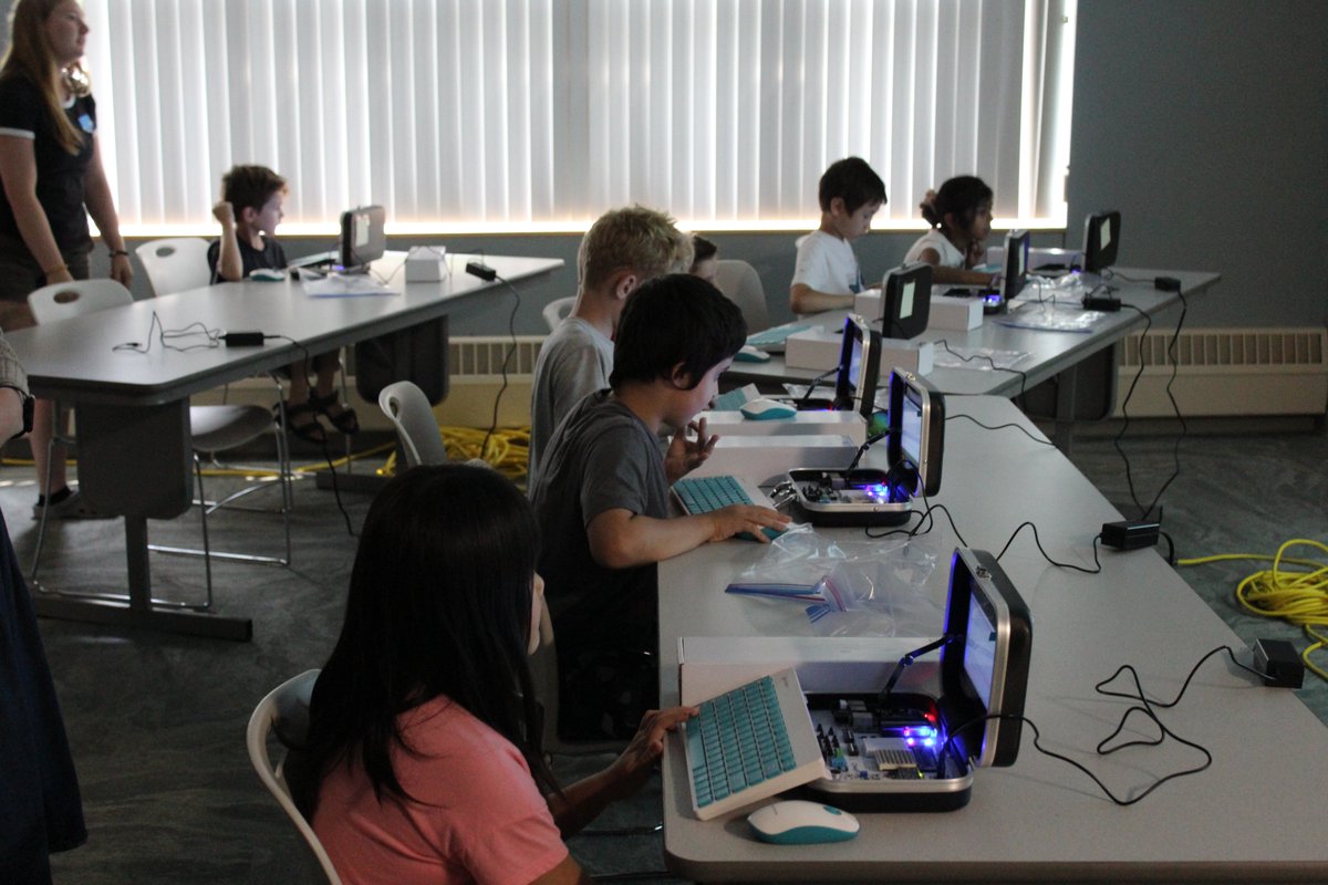 MadisonPL's tweet image. Bits &amp;amp; Bytes is done for the week. We&apos;re so proud of how these kids pushed themselves to try new things and didn&apos;t give up when things seemed hard. We&apos;re pretty sure there are some future computer scientists in this group! #arduinoide #CrowPi #pythonprogramming