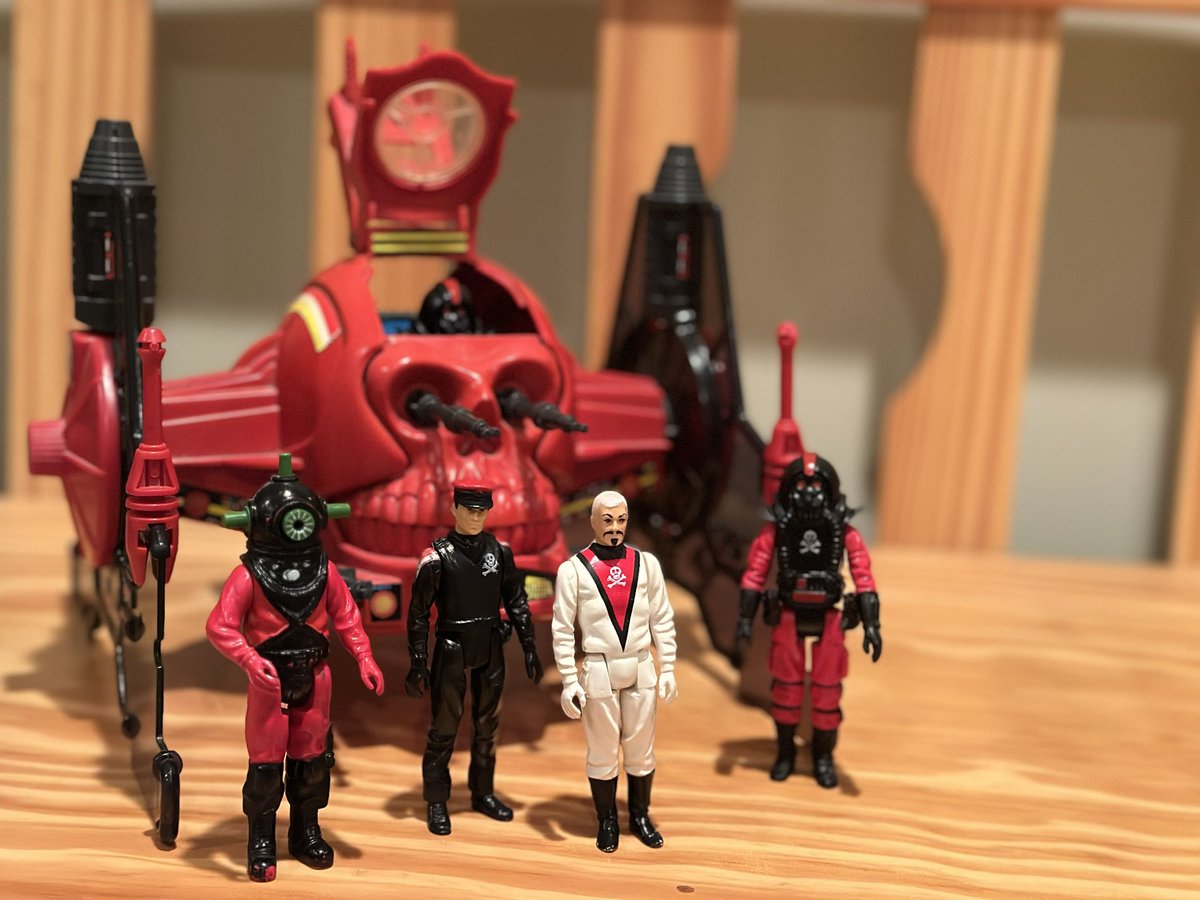 itpw's tweet image. My #GIJoe #CobraConvergence7 - Finale : Red Shadows &amp;amp; #Roboskull

Baron Ironblood 
Black Major
Red Wolf
Muton 

☠️💥💥💥☠️

#CC7 🐍
@HCC788 
@CobraConvergen1 
@PaddyLennon1 

#Cobra #YoJoe #ActionFigures #GIJoeCollector #GIJoePhotography #JoeNation #ToyPhotography #VintageToys