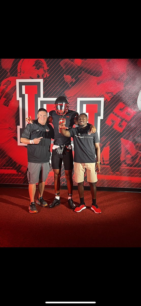 I had a great time <a href="/LamarFootball/">Lamar University Football</a> yesterday. Thanks <a href="/CoachGipson11/">Coach Gipson</a> &amp; <a href="/CoachDouglasIII/">James Douglas III</a> for the great experience