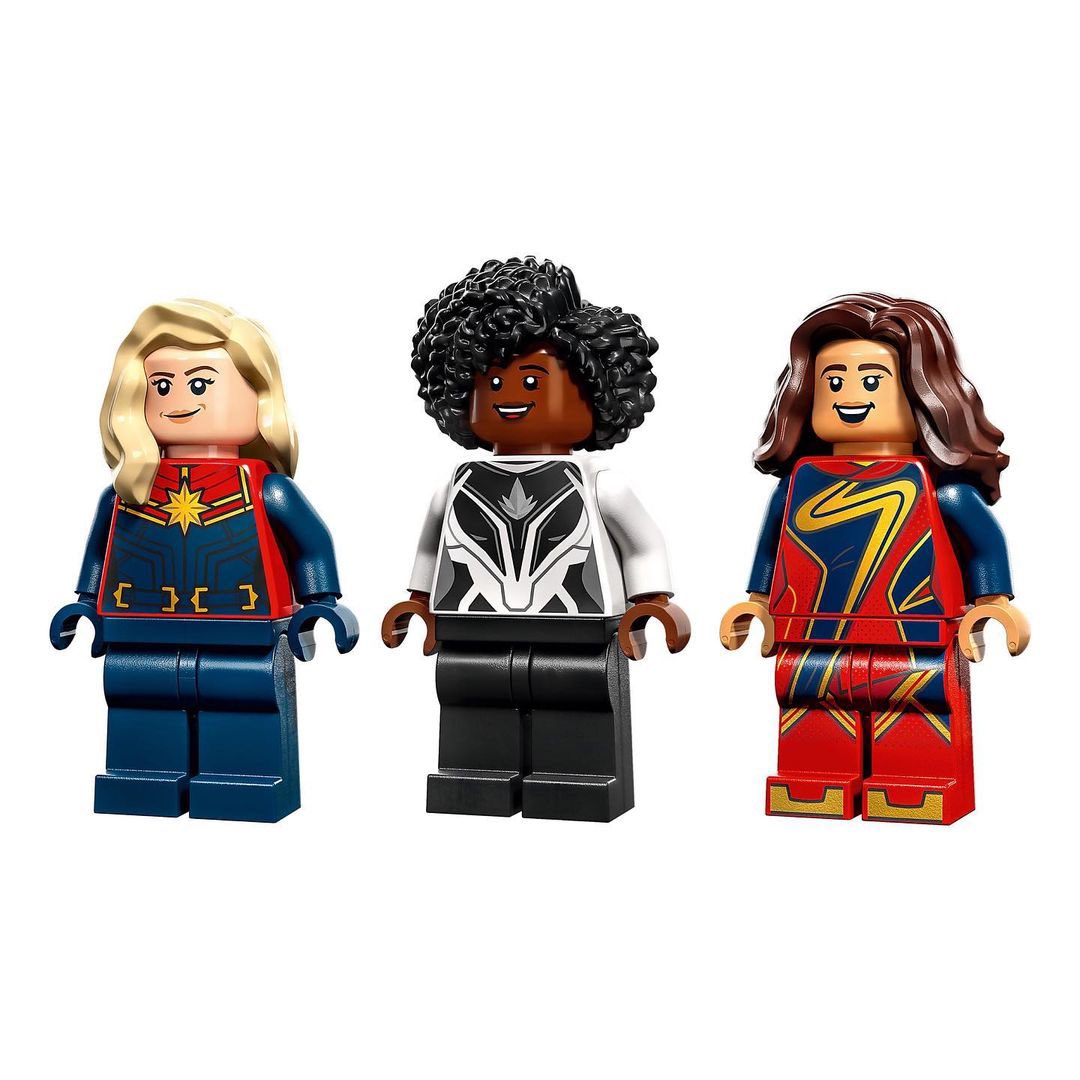 CaptMarvelNews's tweet photo. #TheMarvels merch in FULL FORCE! https://t.co/rRG15pmY5j