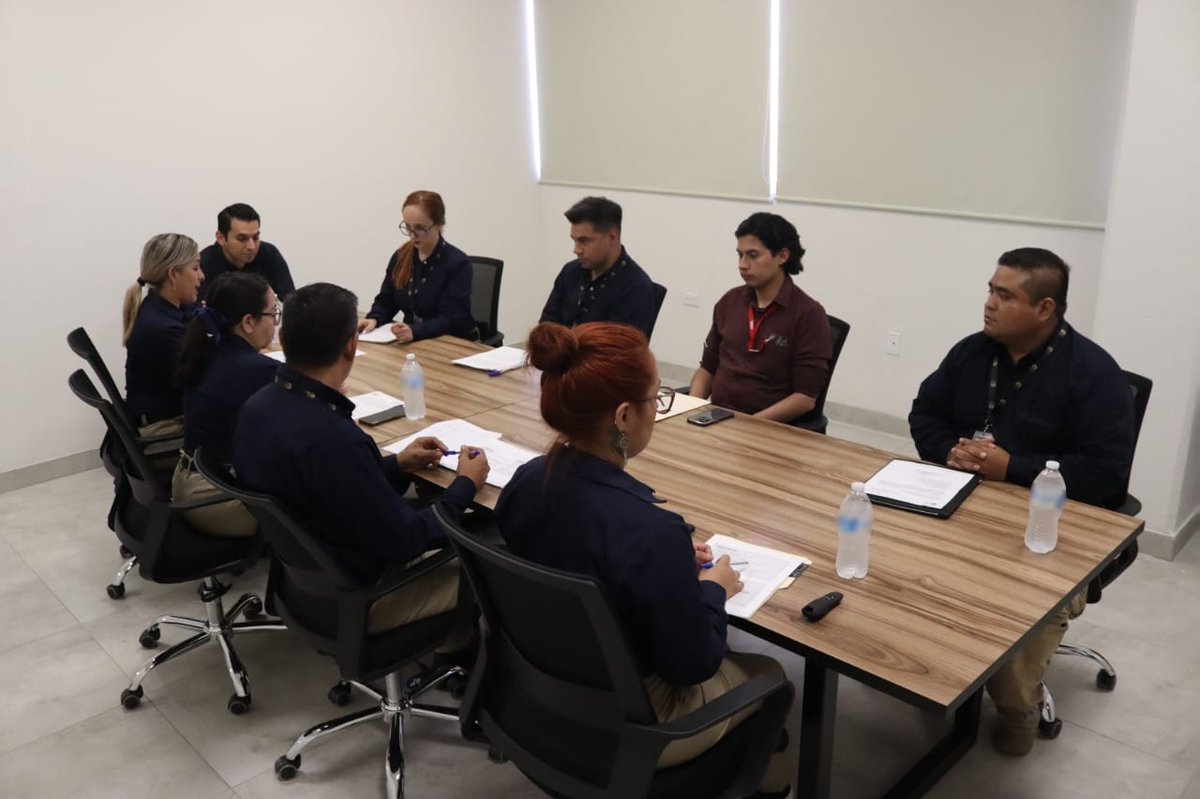 ucsmx's tweet photo. Hoy en la #UCS, se llevó a cabo la 3ª Sesión Ordinaria del Comité de Control y Desempeño Institucional (COCODI), a fin de dar continuidad a nuestro compromiso de mejora continua.
#OrgulloUCS https://t.co/O3pM4wWpEy