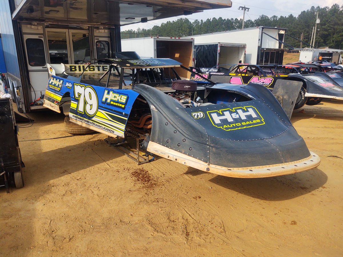 Thanks to <a href="/7DonaldMcIntosh/">Donald McIntosh</a> for taking the time to do an interview. That story will be coming soon to InsideDirtRacing.com. #DirtLM