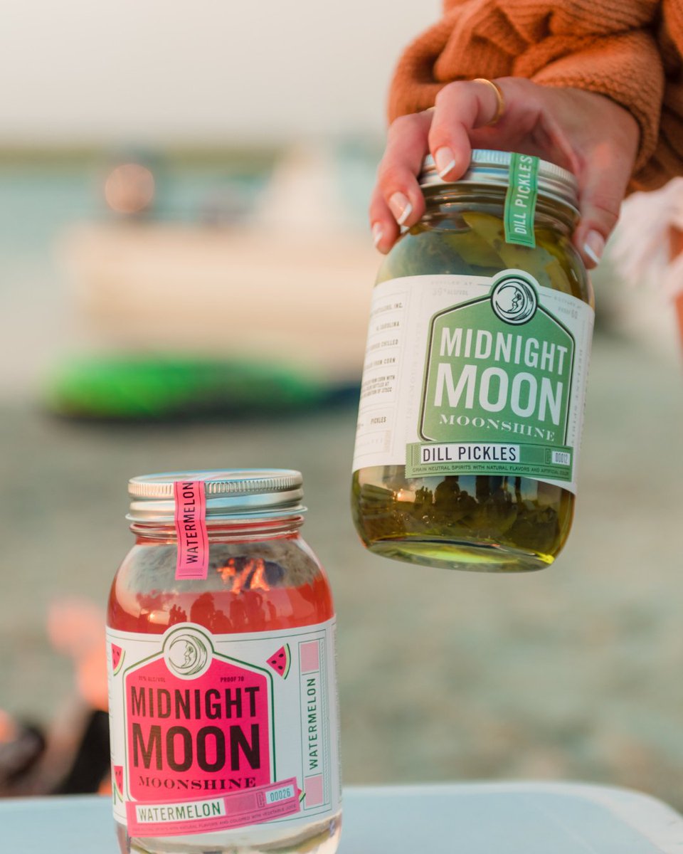 midnightmoonusa's tweet photo. Grab n' Go for a good time in the sunshine. #ItsShineTime https://t.co/MsyQxqSnox