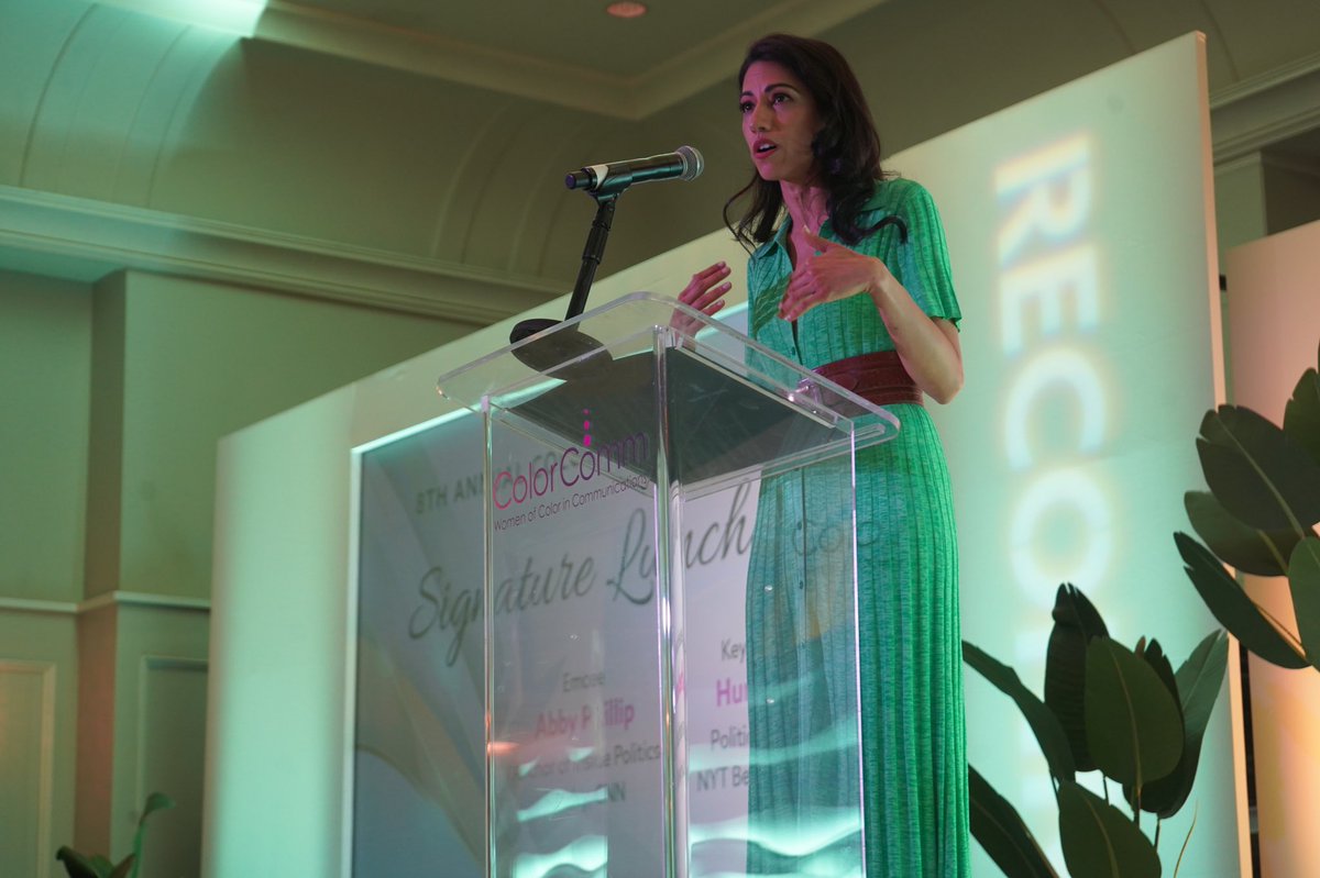 ColorCommntwk's tweet photo. Political Strategist, @MSNBC Contributor &amp; NYT Best-selling Author @HumaAbedin opened up her keynote by highlighting that “one of the most important and liberating things a woman can do is share her story.” @KnowYourValue https://t.co/w0Ltijxr08