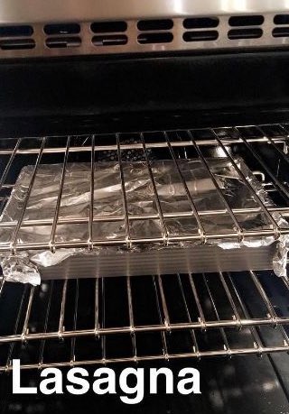 mazzypopstar's tweet photo. She was so excited to have lasagna that day 😭😭😭😭😭 https://t.co/yO9JWLGOrD