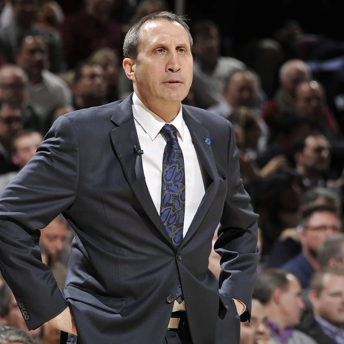 LegionHoops's tweet photo. Brendan Haywood on LeBron's game winner vs. Bulls in 2015:

“David Blatt draws the play up... [LeBron] said, 'Absolutely not,' grabs the clipboard, erases the play... I've never seen somebody draw up their own game winner.”

(via @fuboSports, h/t @ClutchPoints) https://t.co/6cVDn9sKQI