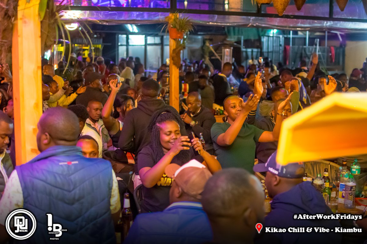 DjJoeMfalme's tweet photo. @Innocent_Bernd Party with Mr. Sherehe
π @kikao_chill_and_vibe
πΊπ½#AfterWorkFriday
A #JoeMfalmeLive Experience
πΈ @Innocent_Bernd https://t.co/08GTvpvB97