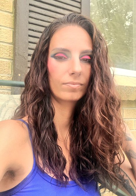 The Brat’s pics and videos