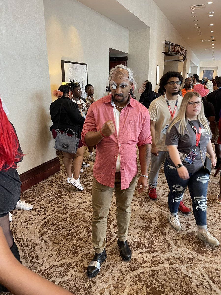 Ghostlyflow's tweet photo. #dreamcon23 https://t.co/e6aZJrj0Hj