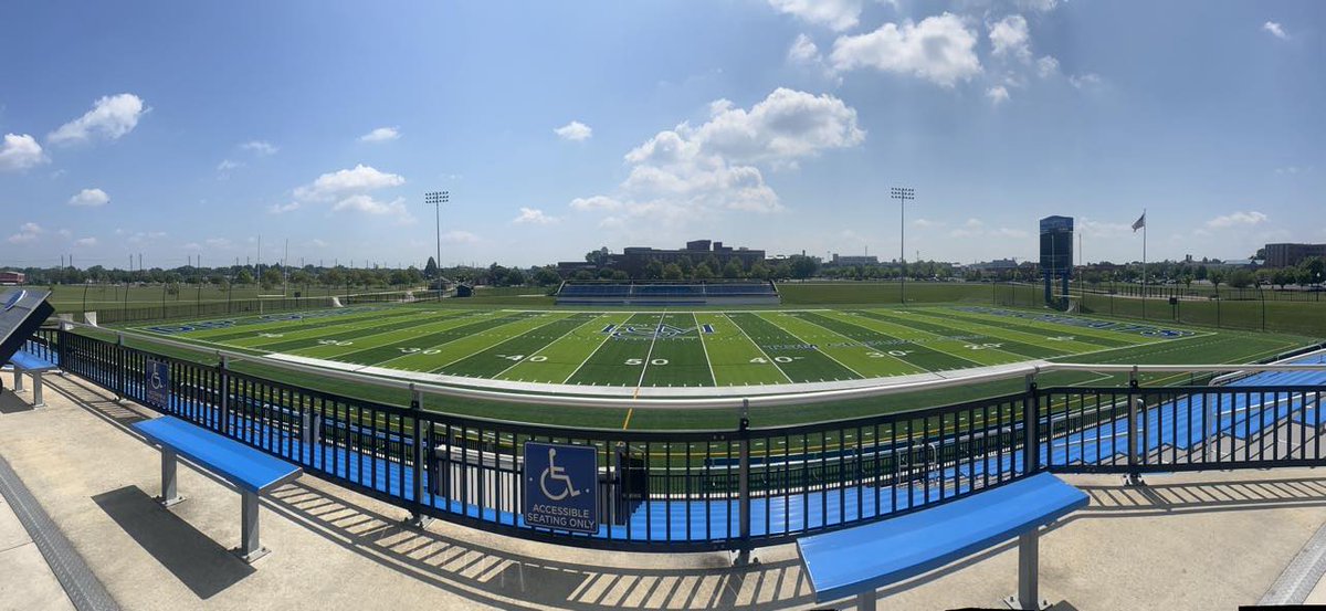 tobin_kash33's tweet photo. Had a great visit at f&amp;M today. Thanks @Coach_Chy  for showing me around today. Beautiful campus.
#trivalleyfootball https://t.co/ksVtp4chM9