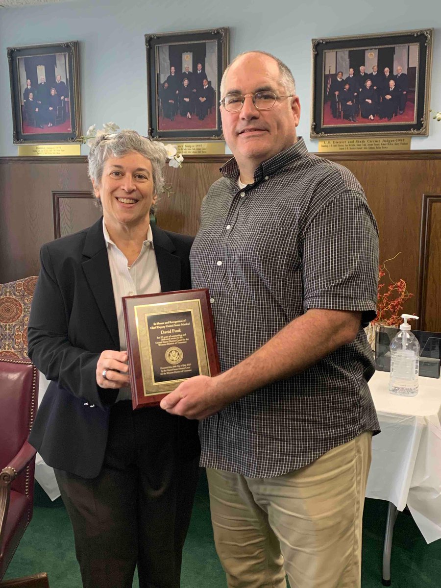 USMSMemphis's tweet photo. Today marks the end of a 27 year career with the United States Marshals Service. Best wishes to Retired Chief Deputy David Funk in the next chapter of your life. You have served West Tennessee well. https://t.co/ctohYLLQUJ
