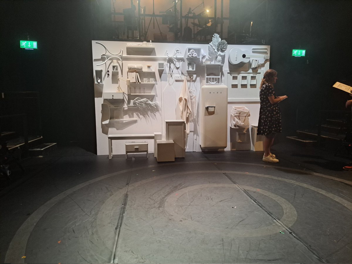 AnnettsKayleigh's tweet photo. What a fabulous show @TNNmusical is. I have seen it 8 times. Tonight was the last sadly. But I got to see @alice_fearn last show and what a show it was! Alice, you are incredible. Amazing performances from @toriallenmartin @JPedroValdes @peterhannah88. This show us amazing 💛xxxx https://t.co/rGwn1b4jY9