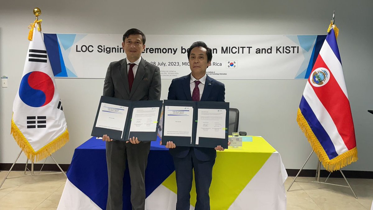 micittcr's tweet photo. Costa Rica y Corea firman Carta de Compromiso para cooperación en el fortalecimiento de sistemas de información en Ciencia y Tecnología.

Detalles en https://t.co/RcSiw3prSJ https://t.co/bNB6c9eeCi