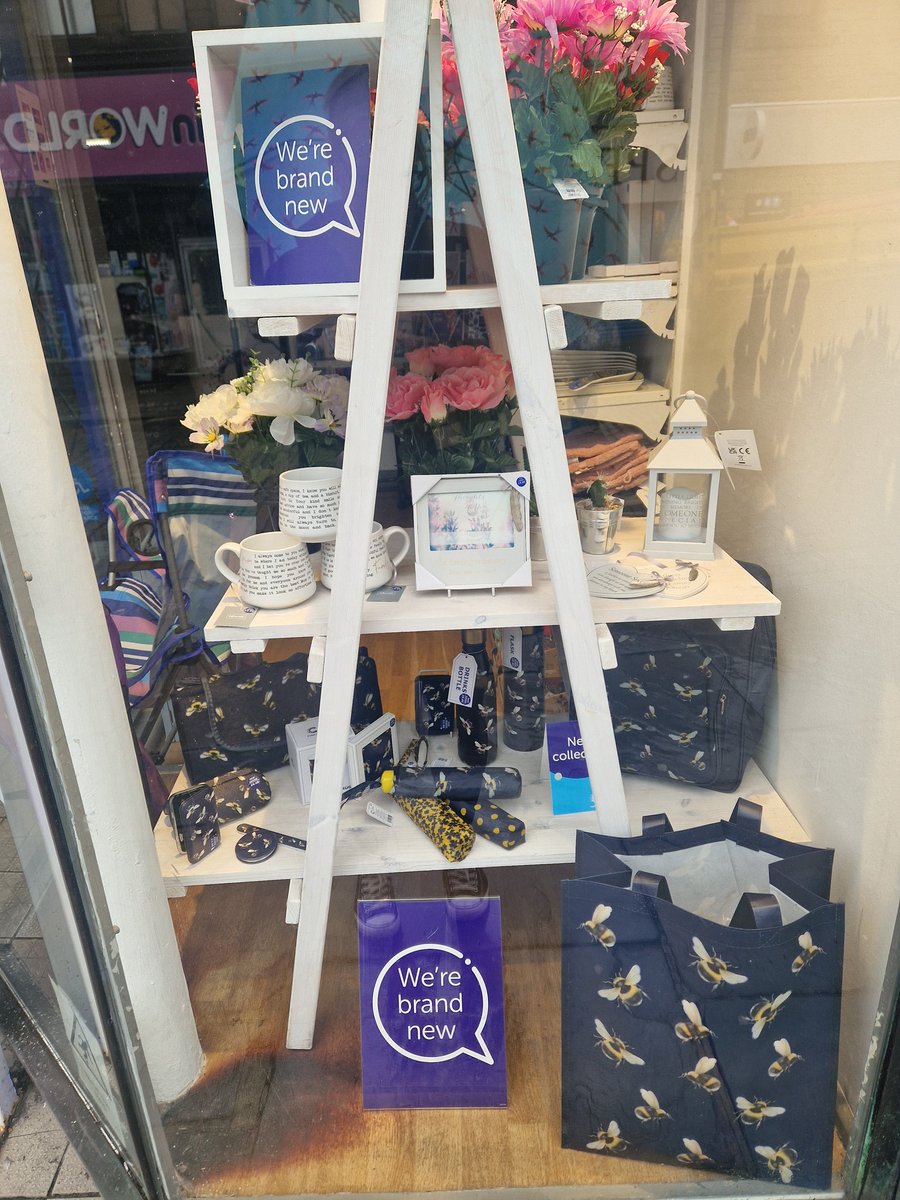 Check out our fsntastic new bee range. Come get yours befire we sell out 🐝 #CRUKfinds #charityshop #thrifting #bumblebee #Rawtenstall <a href="/CharityShopper_/">CharityShopper 💚</a> <a href="/CR_UK/">Cancer Research UK</a> <a href="/CRUKShops/">Cancer Research UK Shops</a> <a href="/CharityRetail/">Charity Retail Association</a> <a href="/charityshopvm/">Charity Shop VM</a>