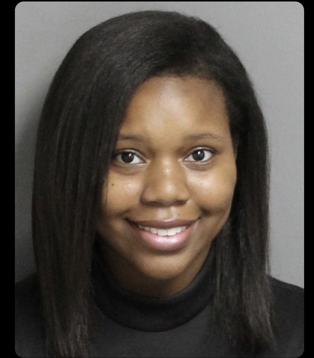 The_PNCShow's tweet photo. Carlee Russell Mugshot #CarleeRussell https://t.co/TpkY17IQyw