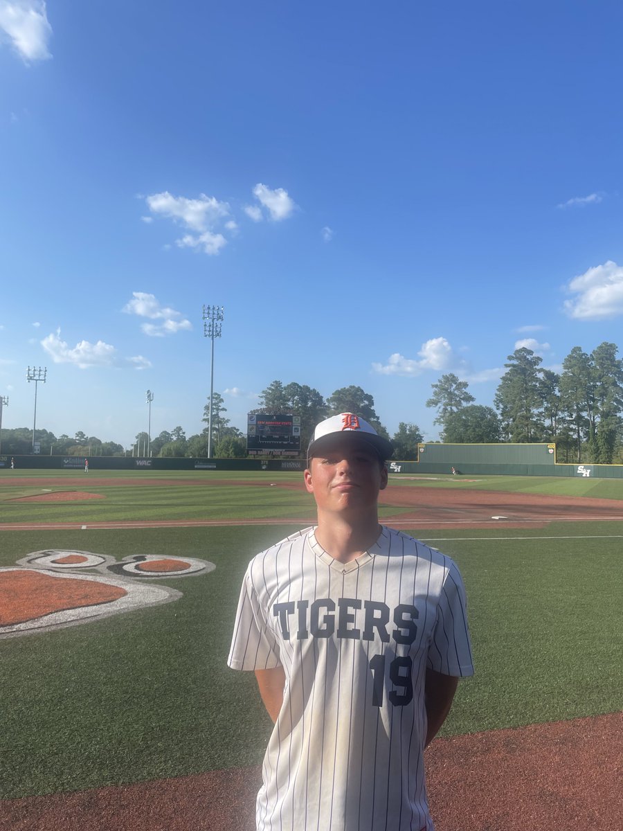 FiveToolTexas's tweet photo. F: @DTigerBaseball Houston 14, Phenom 15U Stripes 6
PoG: Beckett Pershern 3-3, 3B, 3 RBI ￼ https://t.co/eUHDbYei2H