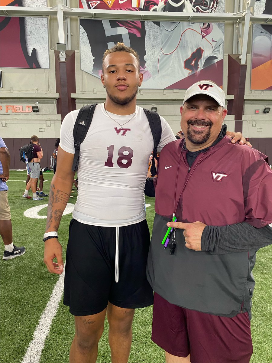 ajellis55's tweet photo. Had an amazing camp @HokiesFB I can't wait to come back for a game  @coachstuholt @CoachVillagrana @CoachGalt4 @Crook_VT https://t.co/wbw3LmMzo3