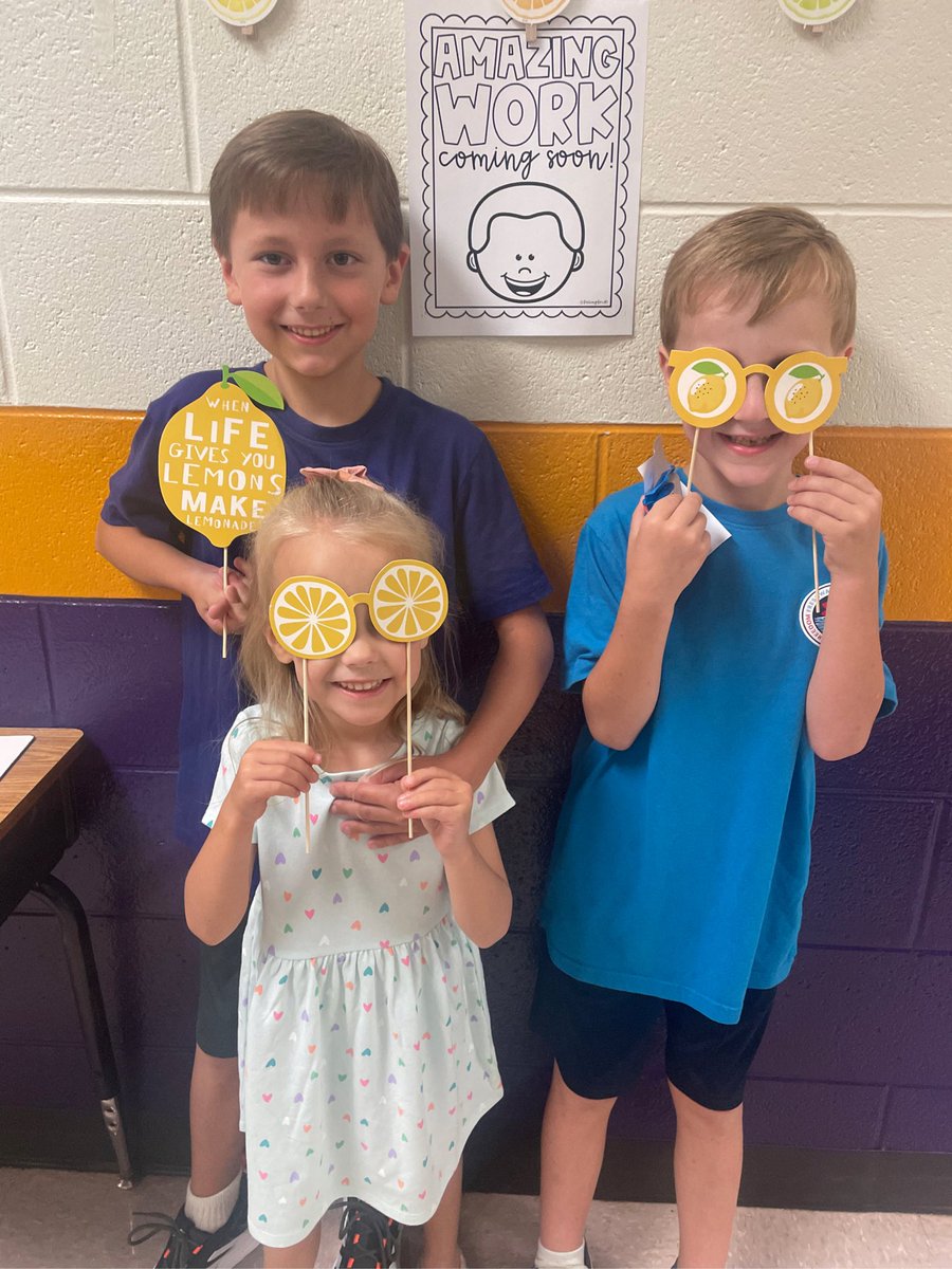 MacedoniaElem's tweet photo. Meeting our wildcats and hearing their voices fill the halls at Meet and Greet put smiles on our faces! We can’t wait for a great year! 💜💛#mesfam #onevoiceonevision #1wildcatnation https://t.co/YY0JnCJa65