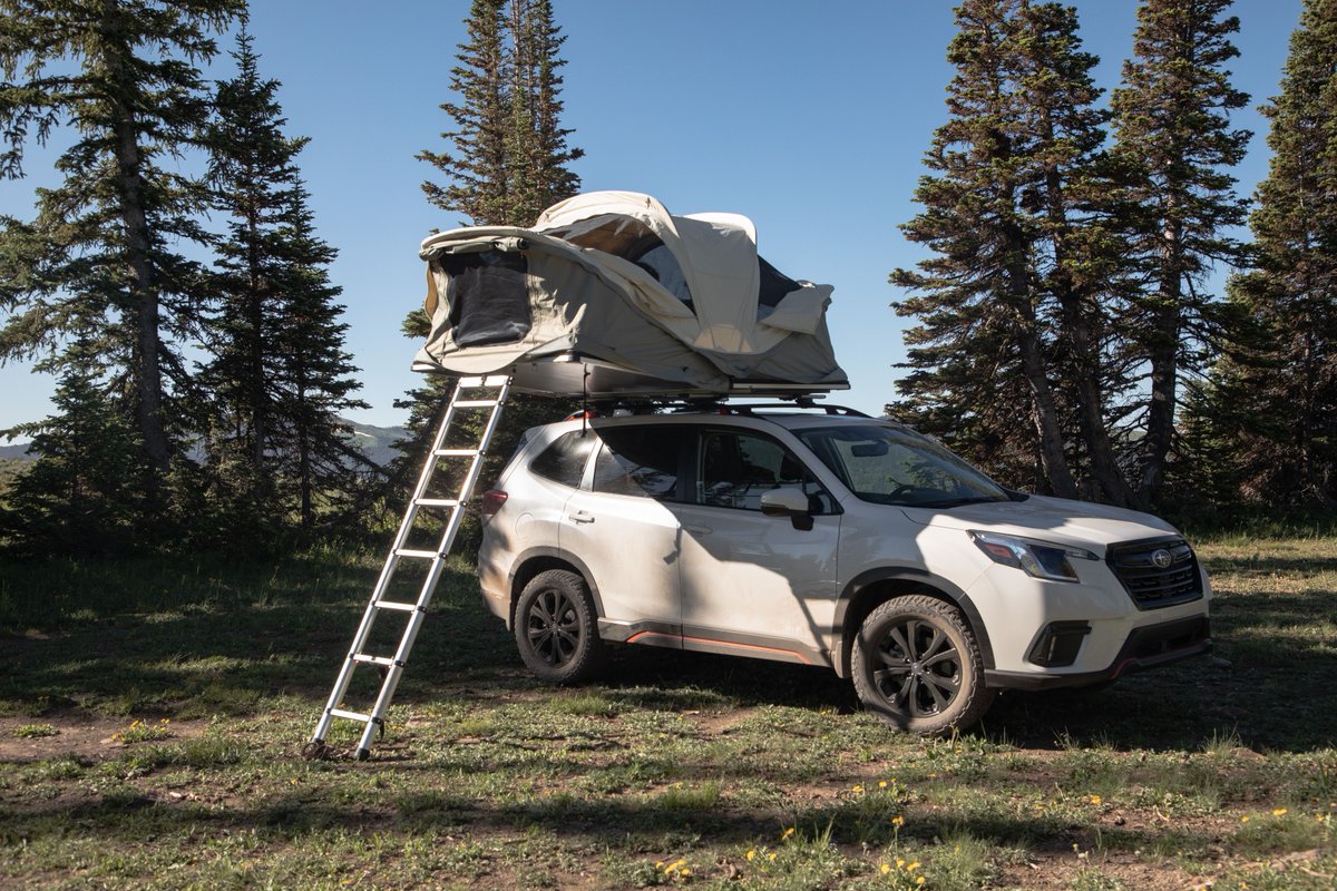 mmsubaru's tweet image. Escape into the great outdoors! 🌲⛺️ Where are you camping this weekend? 

#SubaruForester #RoofTopTent