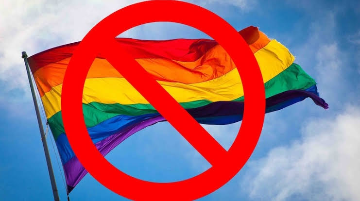 ciyeee_kepooo's tweet photo. LGBT itu penyakit, cara bersosialnya ya kita masukin paksa mereka ke lembaga rehabilitasi, bukan bersosial &amp; membiarkan mereka bergaul secara bebas dan terbuka sama kita dan bukan ngebela mereka, krn secara penelitian di salah satu universitas di jpg "PENYAKIT LGBT ITU MENULAR" https://t.co/npWIPQXM7c