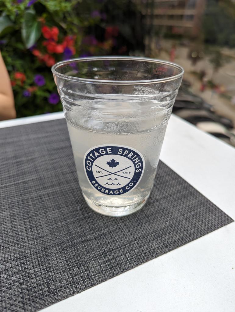 Deelanmv's tweet photo. @CSBeverageCo hey my gf is obsessing over this glass she got at the bar but can't find where to buy it herself! Anything you can help out with? https://t.co/BRrdCLZ07a